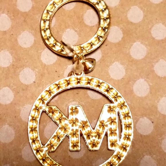 NWT Faux Diamond Logo Necklace & Earrings Set - GOLD COLOR - Picture 8 of 10